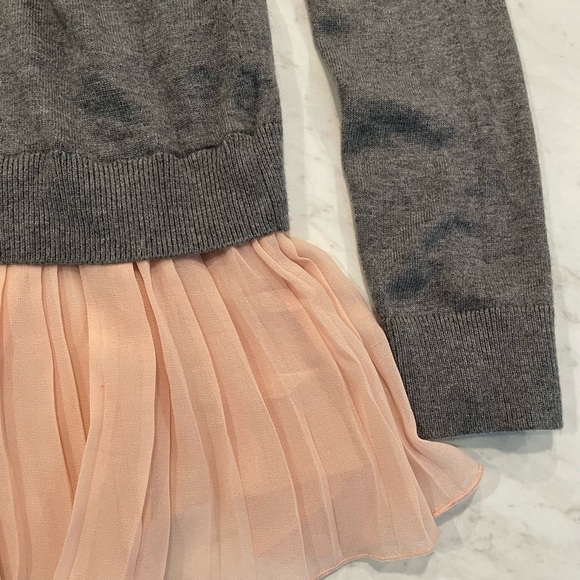 Chelsea28 Grey Sweater with Sheer Pink Accordion Hem Split Back Size Small - Picture 6 of 8